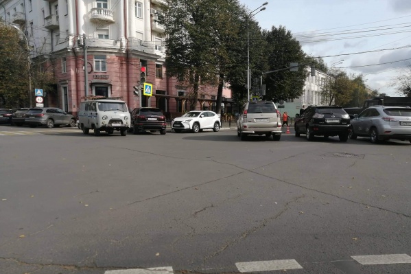 Накануне предупреждения о перекрытии дорог в это воскресенье не было Накануне предупреждения о перекрытии дорог в это воскресенье не было