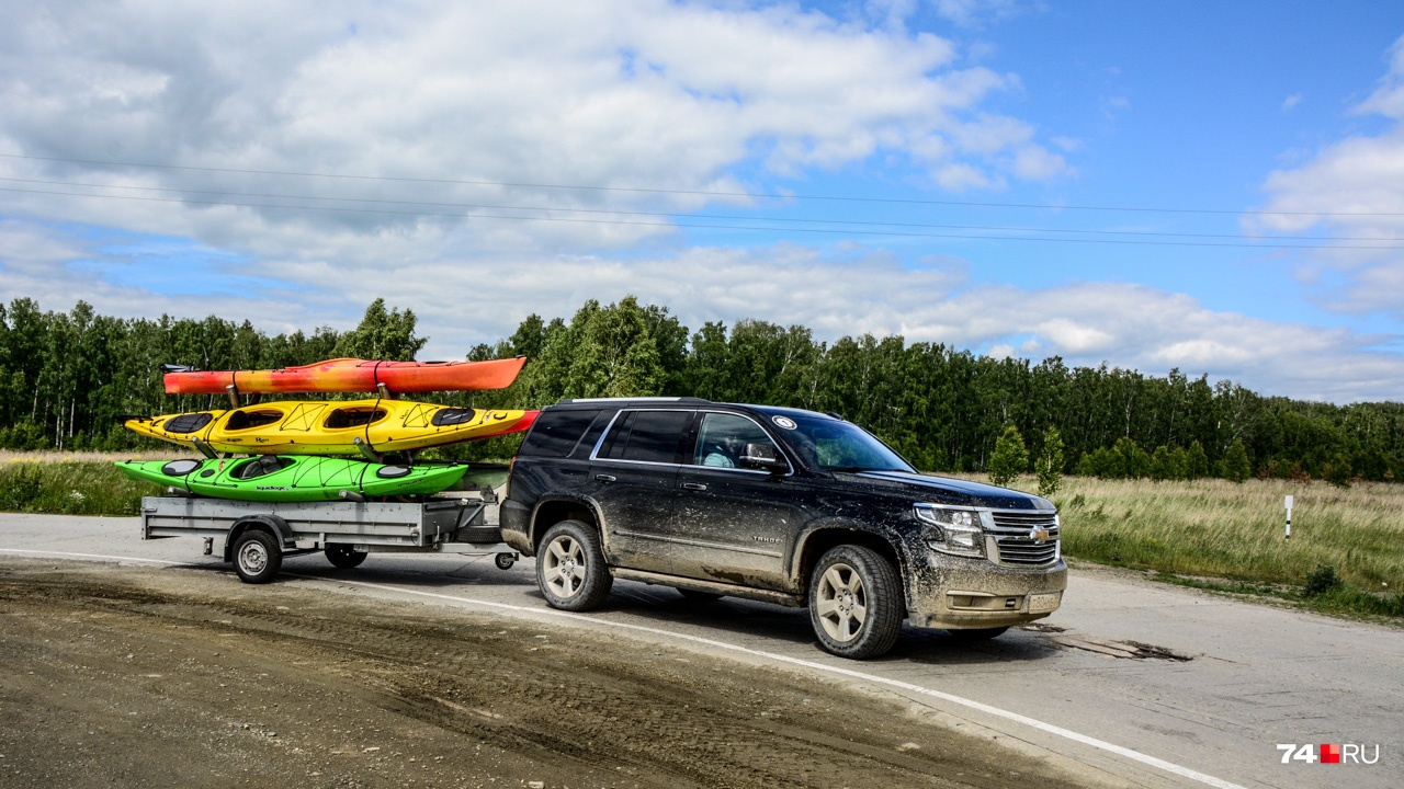 На Tahoe мы перевезли пять каяков, но можно было погрузить, например, тяжёлый квадроцикл На Tahoe мы перевезли пять каяков, но можно было погрузить, например, тяжёлый квадроцикл