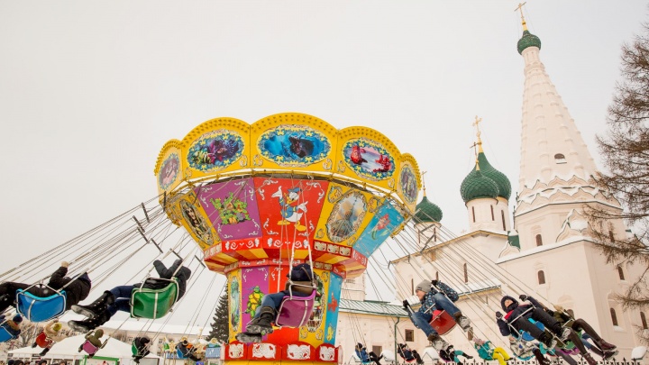 Рождественская ярмарка, карусели и бесплатный каток: чем сегодня заняться в Ярославле