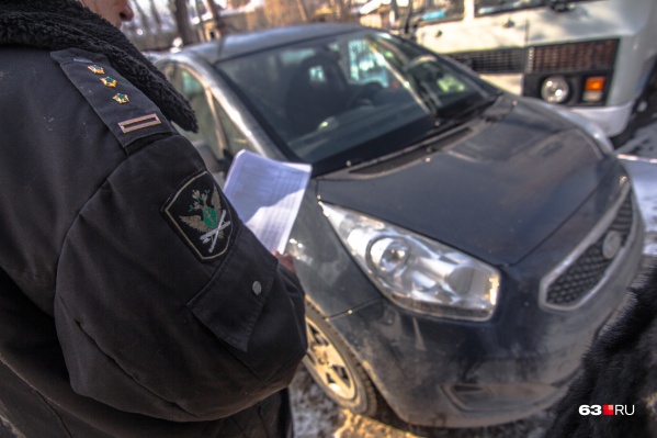 Иномарку должника чуть было не пустили с молотка Иномарку должника чуть было не пустили с молотка