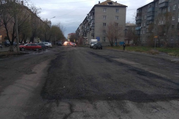 Капитально ремонтировать дорогу тоже будут, но не скоро Капитально ремонтировать дорогу тоже будут, но не скоро