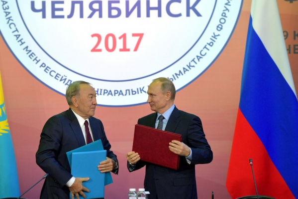Назарбаев был лидером среди президентов стран постсоветского пространства: республикой он управлял с 1989 года Назарбаев был лидером среди президентов стран постсоветского пространства: республикой он управлял с 1989 года