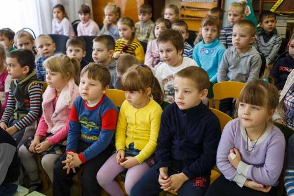 Родителям придётся думать, куда пристроить малышей на время трёхмесячных каникул Родителям придётся думать, куда пристроить малышей на время трёхмесячных каникул