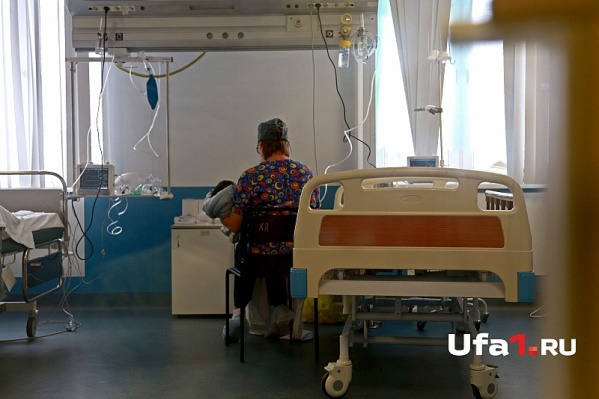 Женщина отдала дочку сразу после рождения Женщина отдала дочку сразу после рождения