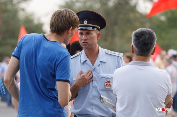 Митинг пройдет на площади перед «Царицынской оперой» Митинг пройдет на площади перед «Царицынской оперой»