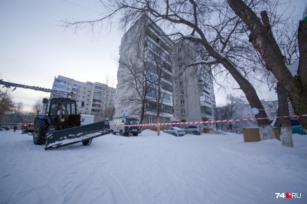 Последствия ЧП жители дома на проспекте Победы, 336 устраняли несколько дней Последствия ЧП жители дома на проспекте Победы, 336 устраняли несколько дней