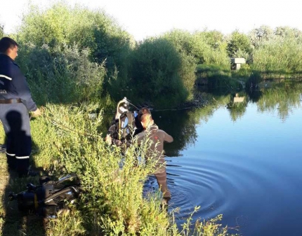 Вещи остались на берегу: два брата-школьника погибли после прыжка с моста в Челябинской области