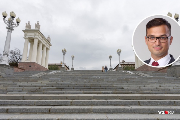Урбанист Дмитрий Любитенко высказал своё мнение по прошедшей реконструкции центральной набережной Урбанист Дмитрий Любитенко высказал своё мнение по прошедшей реконструкции центральной набережной