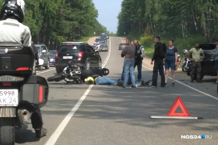 В ДТП пострадал только 56-летний водитель мотоцикла