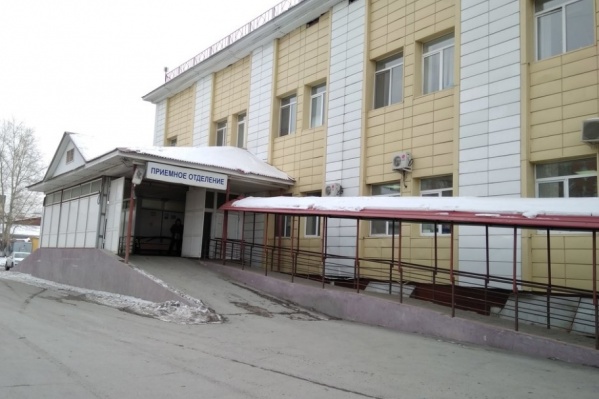 Видео было снято у крыльца приёмного отделения ОКБ № 2 Видео было снято у крыльца приёмного отделения ОКБ № 2
