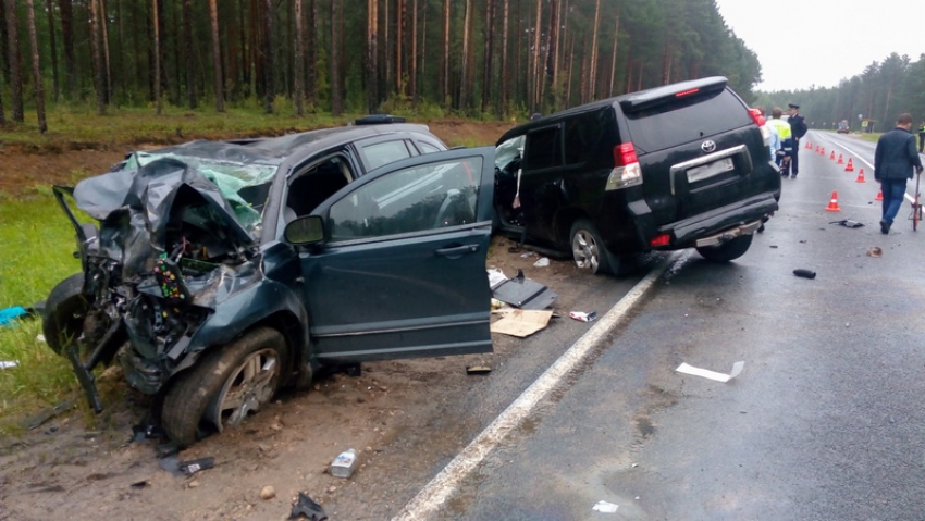 Трое пострадавших в крупной аварии под Шенкурском доставлены в больницы Архангельска