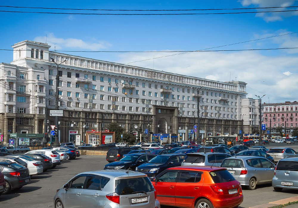 Бутики уже не рвутся в самый центр города Бутики уже не рвутся в самый центр города