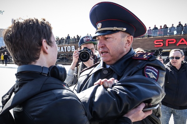Новые законы ударят по свободе слова — и карману Новые законы ударят по свободе слова — и карману