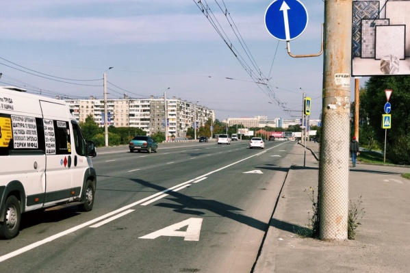 Создать в городе выделенные полосы власти обещали с весны 2018 года Создать в городе выделенные полосы власти обещали с весны 2018 года