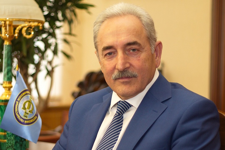 Адам Альбеков был ректором вуза шесть лет Адам Альбеков был ректором вуза шесть лет
