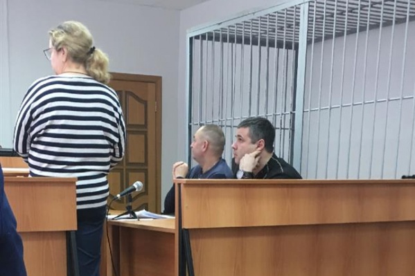 По делу Бекина (сидит на фото справа) в суде допрашивали и Светлану Моравскую (на фото — стоит), которая сейчас <a href="https://63.ru/text/criminal/66140284" target="_blank" class="_">находится под следствием</a> по другому делу По делу Бекина (сидит на фото справа) в суде допрашивали и Светлану Моравскую (на фото — стоит), которая сейчас <a href="https://63.ru/text/criminal/66140284" target="_blank" class="_">находится под следствием</a> по другому делу