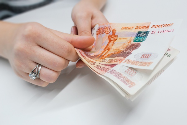 Суд посчитал, что женщина пыталась похитить у государства более 450 тысяч рублей Суд посчитал, что женщина пыталась похитить у государства более 450 тысяч рублей