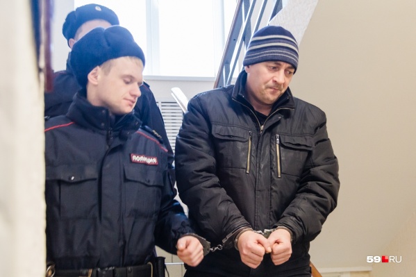 Суд приговорил мужчину к 11 годам колонии строгого режима Суд приговорил мужчину к 11 годам колонии строгого режима