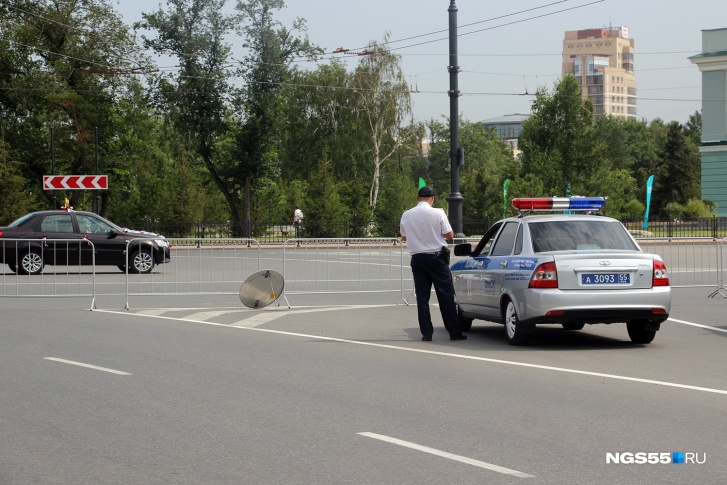 На Ленина нельзя будет не только проехать, но и припарковаться На Ленина нельзя будет не только проехать, но и припарковаться