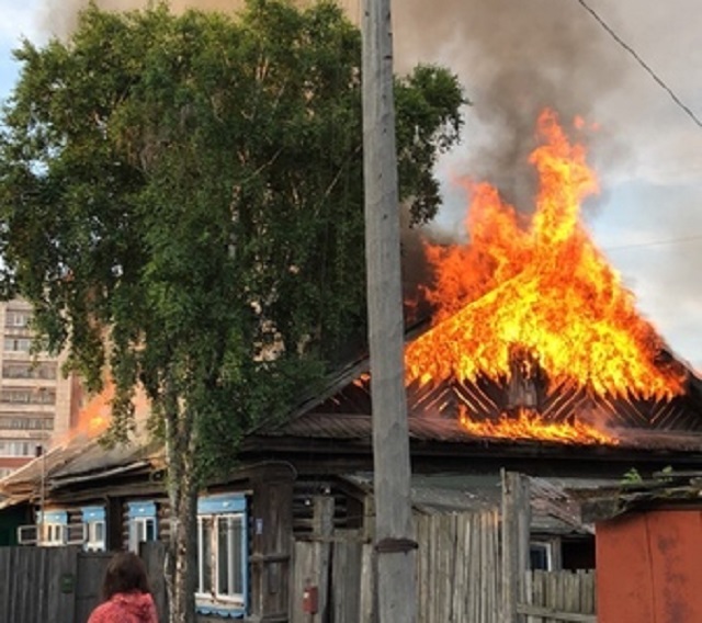 Тюмень горящие. Пожары в Новосибирской области. Увеличилось число пожаров.