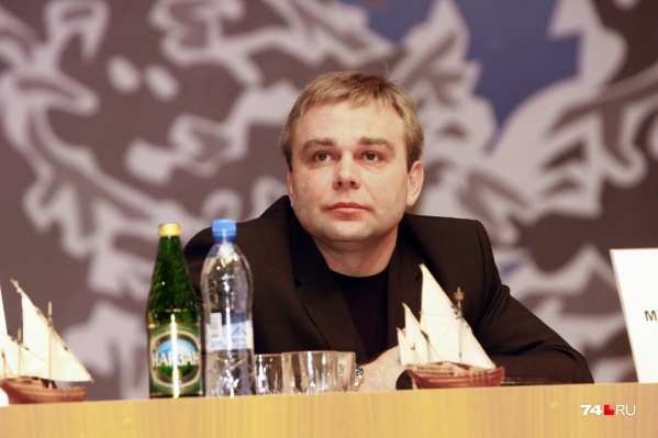 Уроженец Челябинска Максим Сураев считает «Суперджеты» небезопасными Уроженец Челябинска Максим Сураев считает «Суперджеты» небезопасными