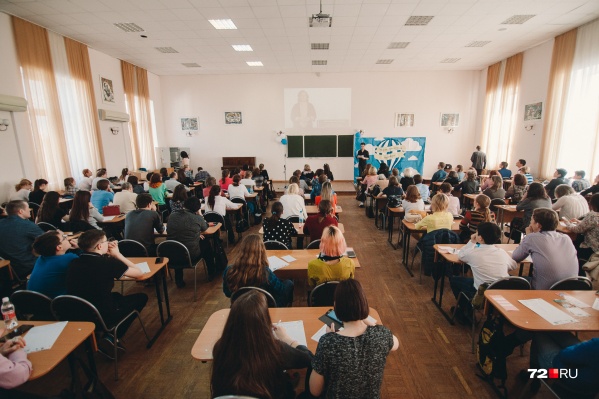 Школьные годы не у всех протекают беззаботно, некоторые дети сталкиваются с агрессией со стороны сверстников Школьные годы не у всех протекают беззаботно, некоторые дети сталкиваются с агрессией со стороны сверстников
