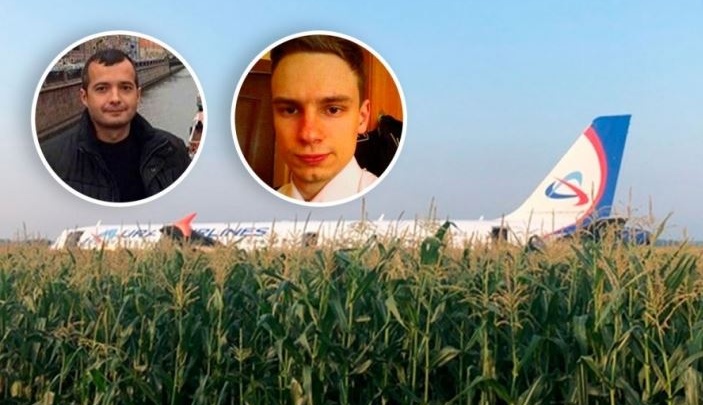 Путин присвоил звания Героев России пилотам, посадившим самолет на кукурузное поле
