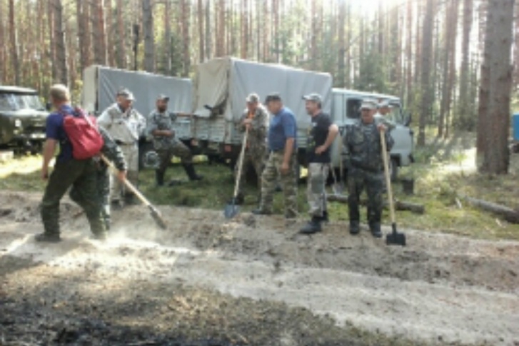Чтобы пожар не распространялся, сделали противопожарные рвы Чтобы пожар не распространялся, сделали противопожарные рвы