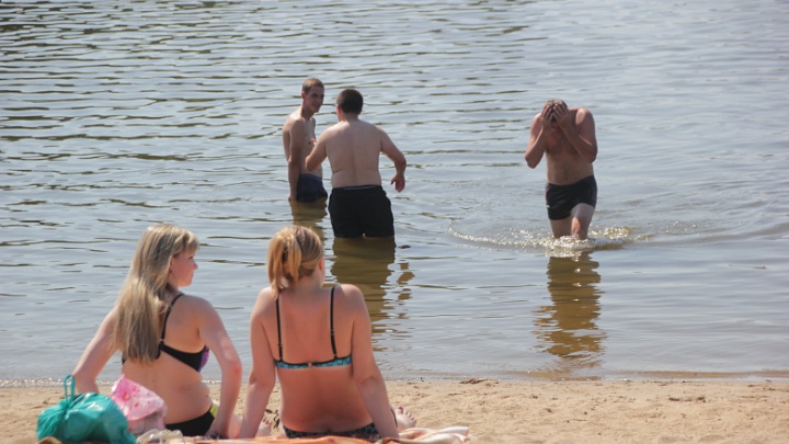 Отдыхайте дома: вслед за запретом шашлыков в Ярославле запретили купание