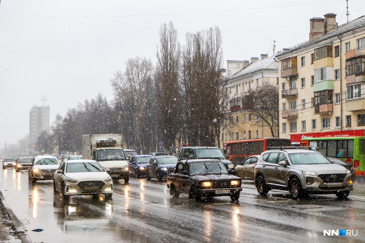 Гуляем по проспекту Ленина Гуляем по проспекту Ленина