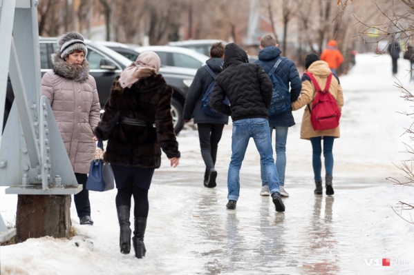 В мэрии утверждают, что на центральных улицах уборка не прекращалась В мэрии утверждают, что на центральных улицах уборка не прекращалась