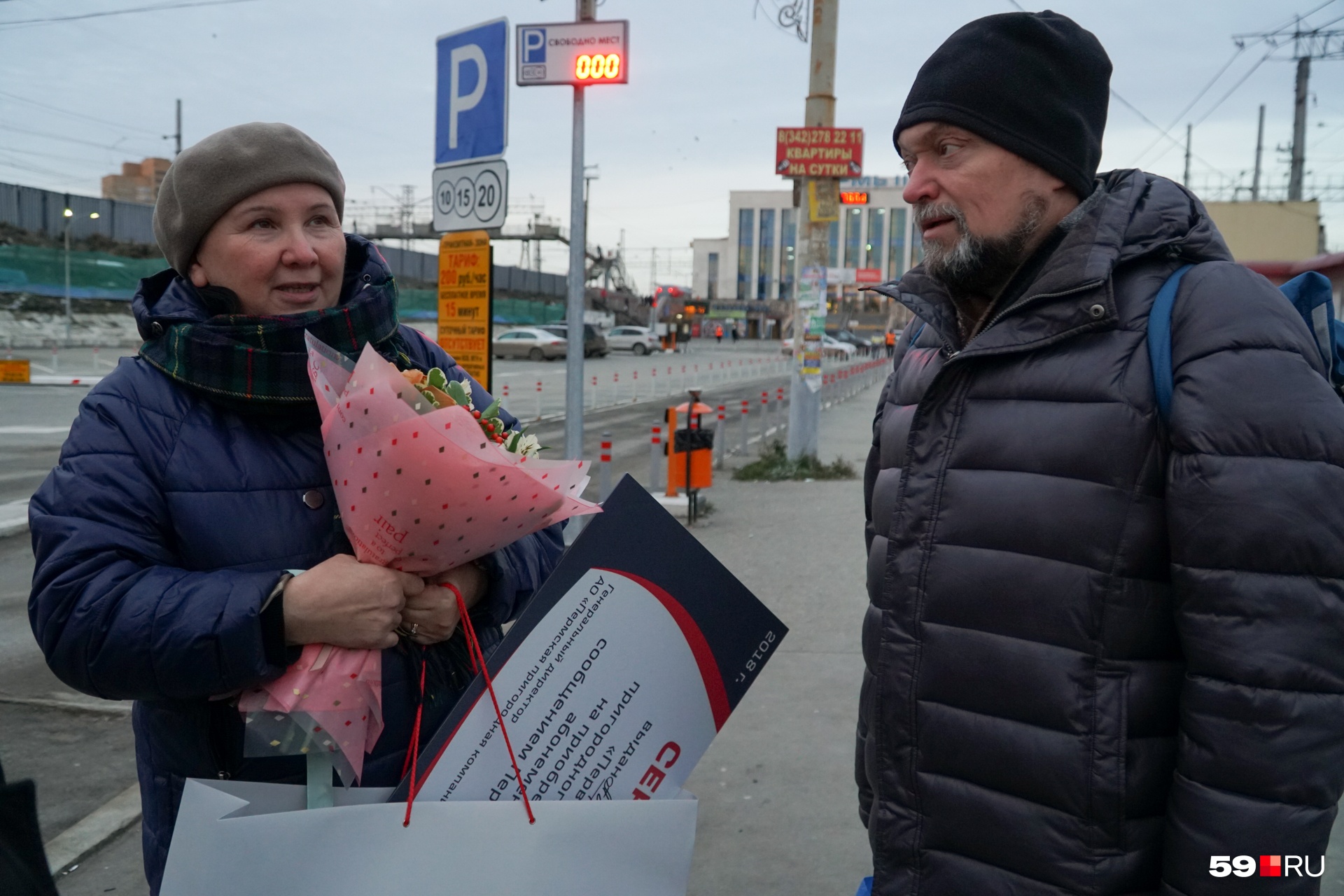 Марина и Владимир — самые первые пассажиры первой пермской «Ласточки» Марина и Владимир — самые первые пассажиры первой пермской «Ласточки»