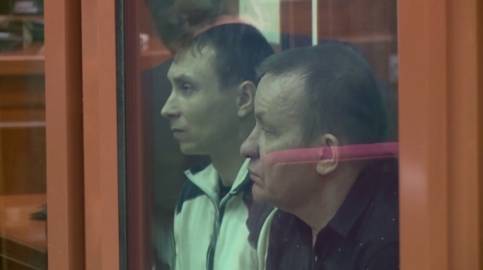Николай Смовж (справа) на суде. Свою вину он так и не признал Николай Смовж (справа) на суде. Свою вину он так и не признал