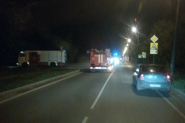На часах было около 01:10 На часах было около 01:10 