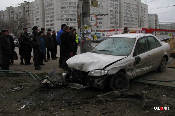 Одна из самых жутких аварий случилась в 2009 году на улице Мясникова Одна из самых жутких аварий случилась в 2009 году на улице Мясникова 