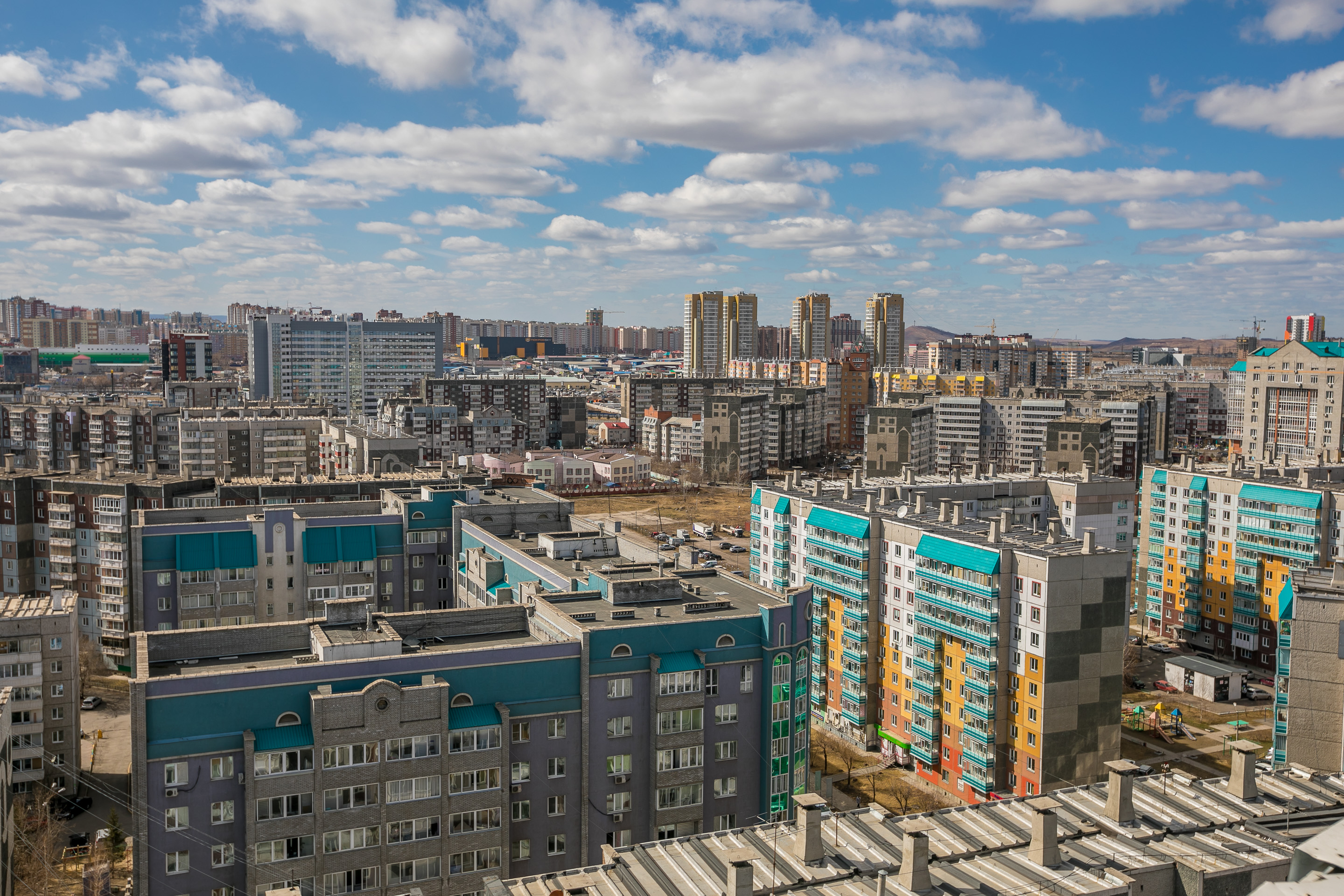 Уровень москва. Красноярск миллионник. Город миллионник. Москва город миллионник. Компактный город миллионник.