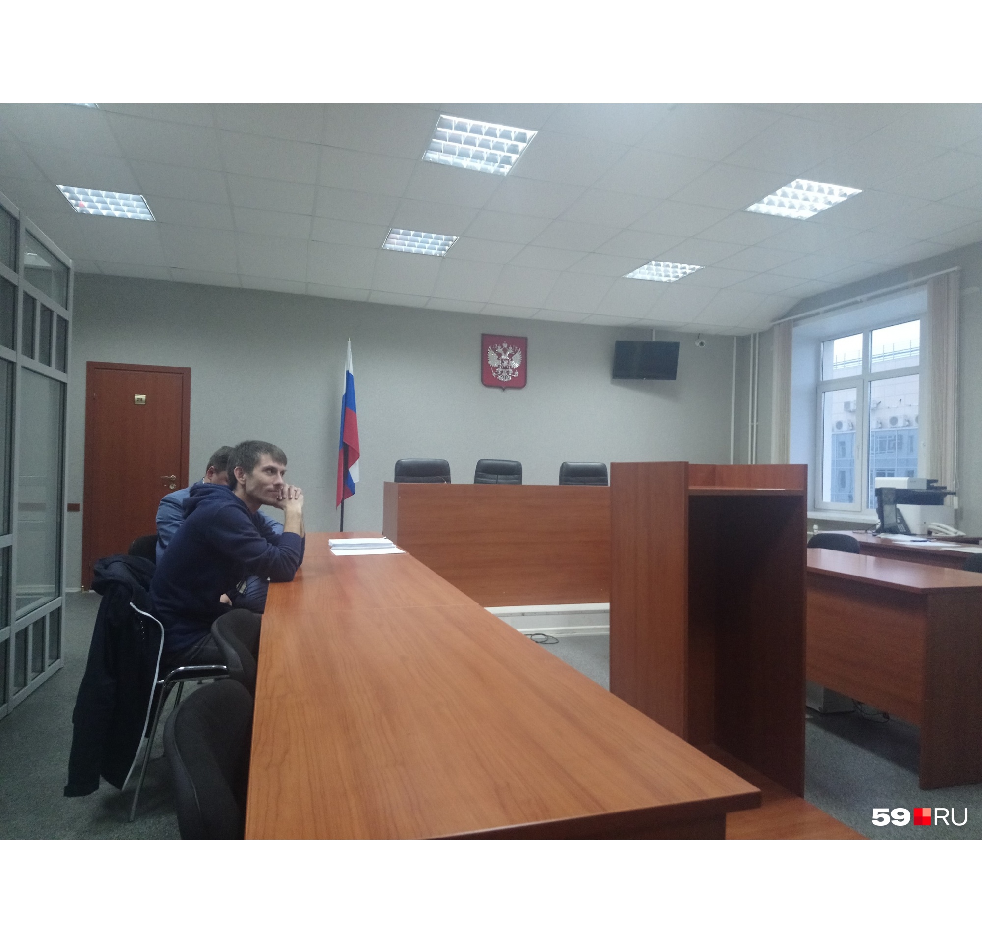 В перерыв в суде можно фотографировать. Мы надеемся В перерыв в суде можно фотографировать. Мы надеемся