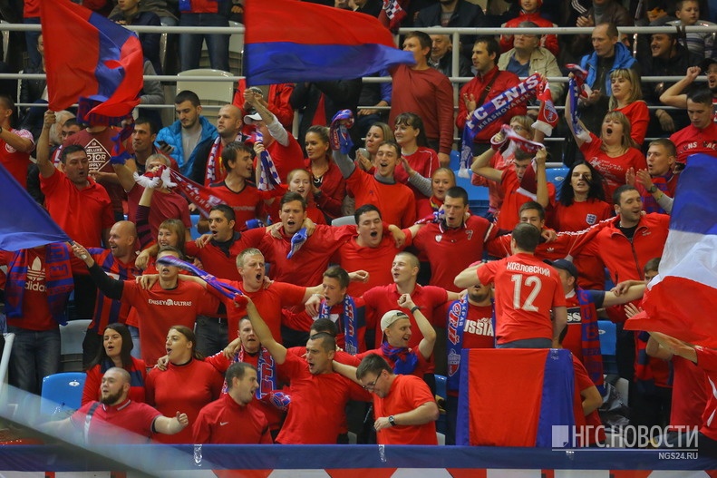 Футбольный «Енисей» прервал победную серию на матче в Томске