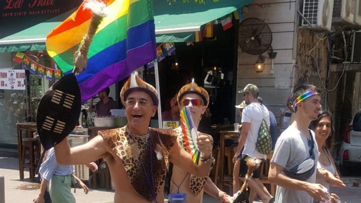 «Ну и жуть! Видела этих мужиков в париках?»: как журналист из России охраняла гей-парад в Тель-Авиве