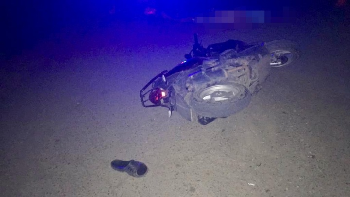 Без прав и мотошлема: под Уфой погоня за скутером закончилась гибелью водителя