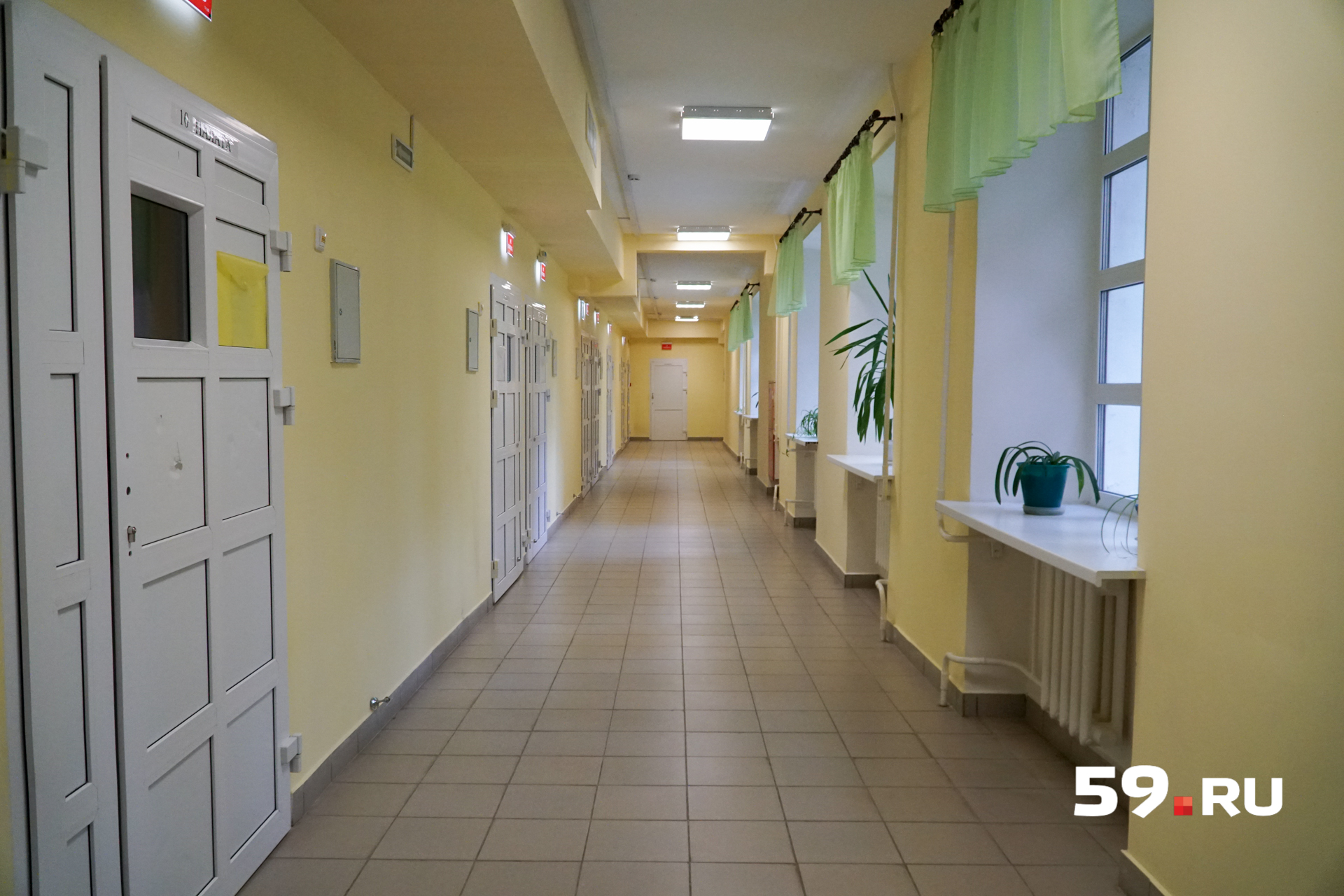 Так выглядят коридоры в детском отделении краевой психиатрической больницы
