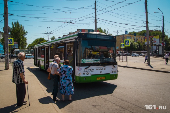 Перевозчики выпускают на линию меньше транспорта, чем указано в договоре Перевозчики выпускают на линию меньше транспорта, чем указано в договоре