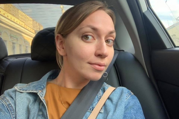 Лена уже год живет в Москве и рассказывает о плюсах и минусах переезда Лена уже год живет в Москве и рассказывает о плюсах и минусах переезда