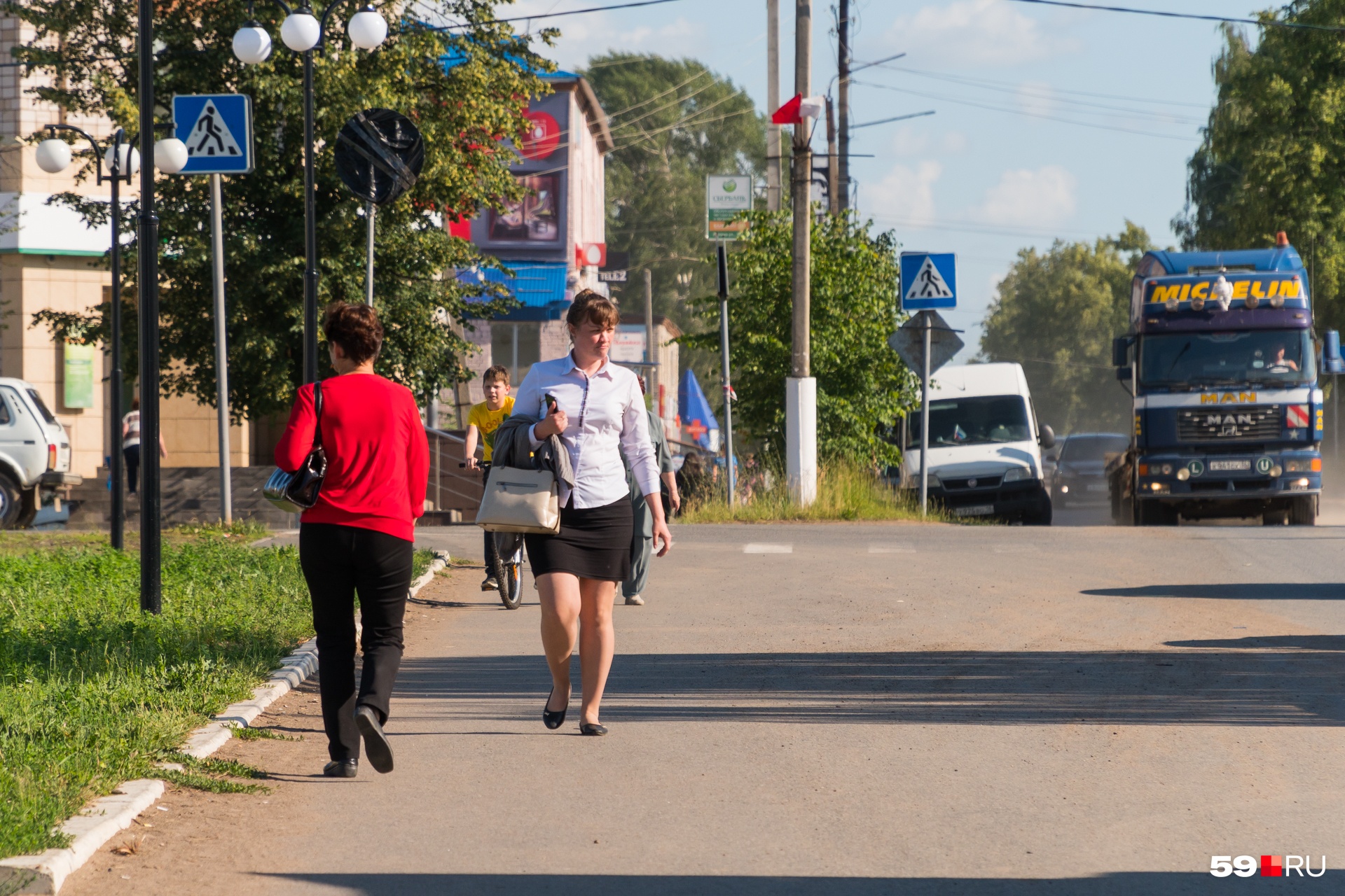 Жители Камбарки были шокированы новостью о том, что рядом с их городом организуют переработку особо опасных веществ Жители Камбарки были шокированы новостью о том, что рядом с их городом организуют переработку особо опасных веществ