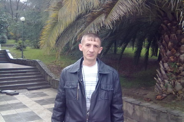 Иваненко сначала давал признательные показания, облегчая себе участь, но потом почему-то передумал Иваненко сначала давал признательные показания, облегчая себе участь, но потом почему-то передумал
