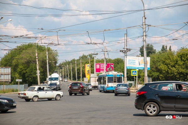 Билборды не должны мешать обзору и портить облик города Билборды не должны мешать обзору и портить облик города