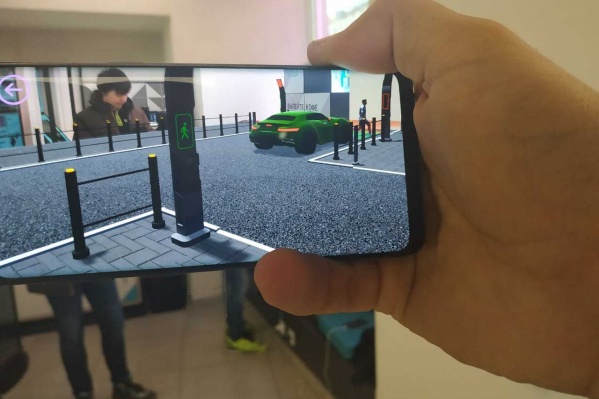 Виртуальные сцены покажут, как «умная» остановка взаимодействует со смартфоном пользователя Виртуальные сцены покажут, как «умная» остановка взаимодействует со смартфоном пользователя