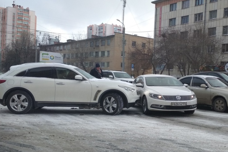 ОСАГО отпустили в свободное плаванье, но дороже оно не стало ОСАГО отпустили в свободное плаванье, но дороже оно не стало