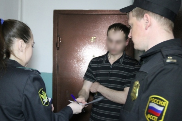 Приставы помогли мужчине вернуть свои деньги Приставы помогли мужчине вернуть свои деньги 