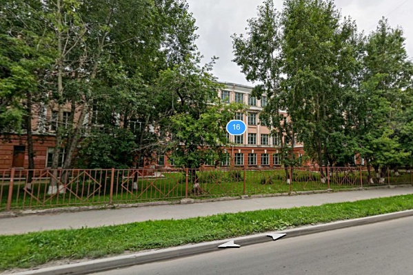 Учеников 57-й школы распределили по соседним школам Учеников 57-й школы распределили по соседним школам